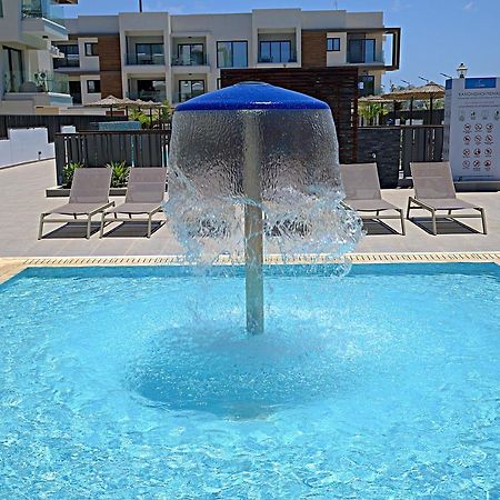 Golden Tree Apartment Paralimni Exterior foto